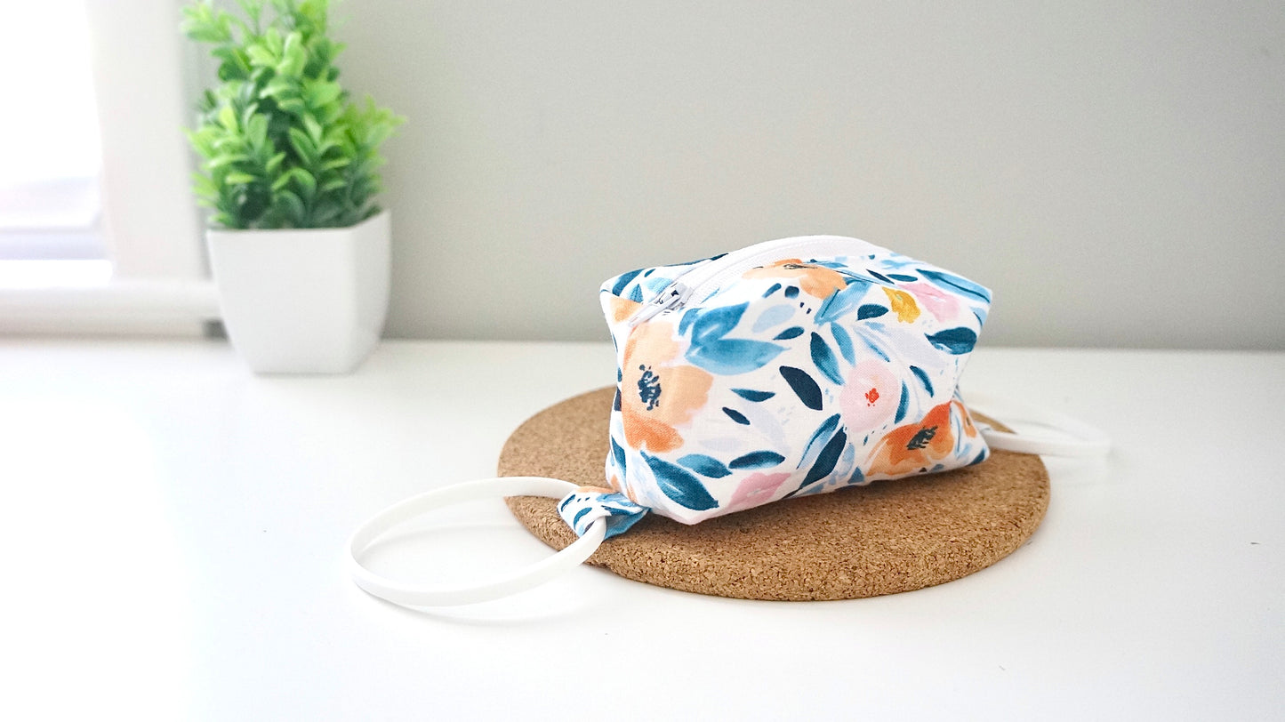 [Blue Floral] Tumbler Zipper Pouch