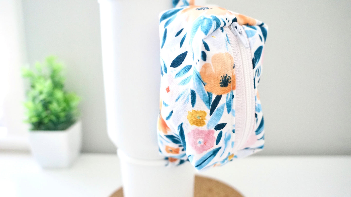 [Blue Floral] Tumbler Zipper Pouch