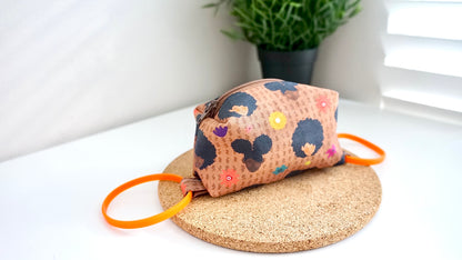 [Brown Afros and Puffs] Tumbler Zipper Pouch